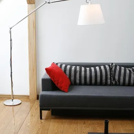 Spacious Loft In Art Nouveau Area *