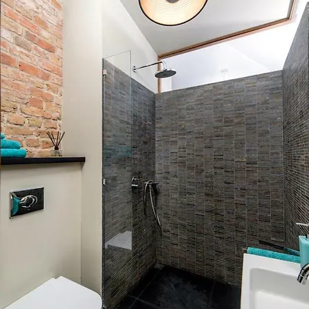 Apartamento Spacious Loft In Art Nouveau Area Riga