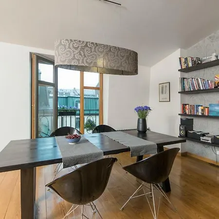 Spacious Loft In Art Nouveau Area * Riga